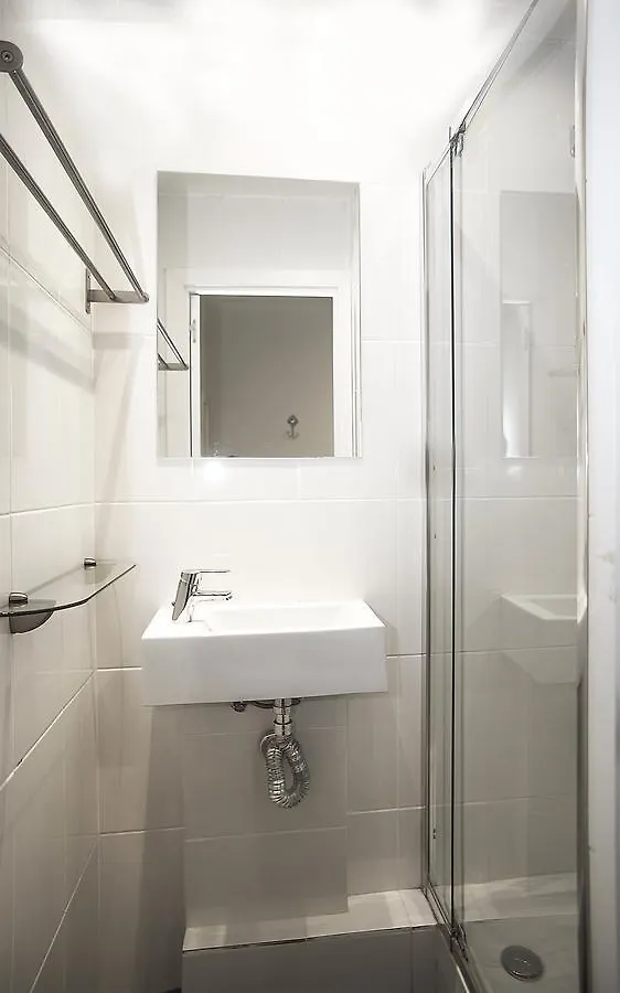 Mai & Maud Paralel Apartment Barcelona