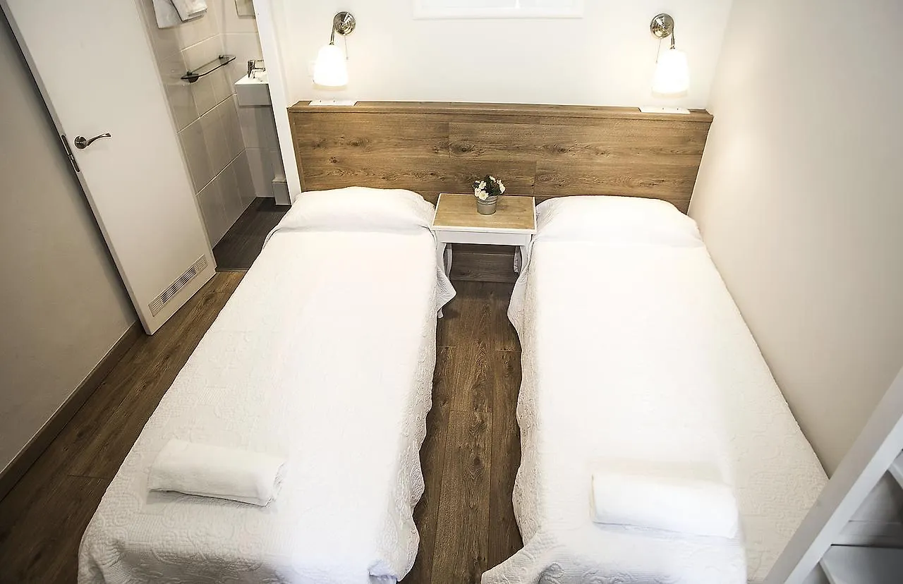 Mai & Maud Paralel Apartment Barcelona