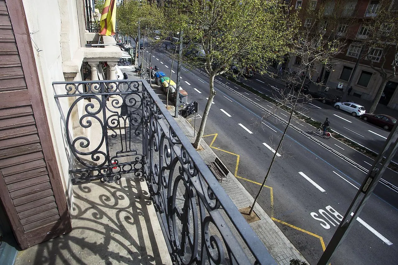 Mai & Maud Paralel Apartment Barcelona