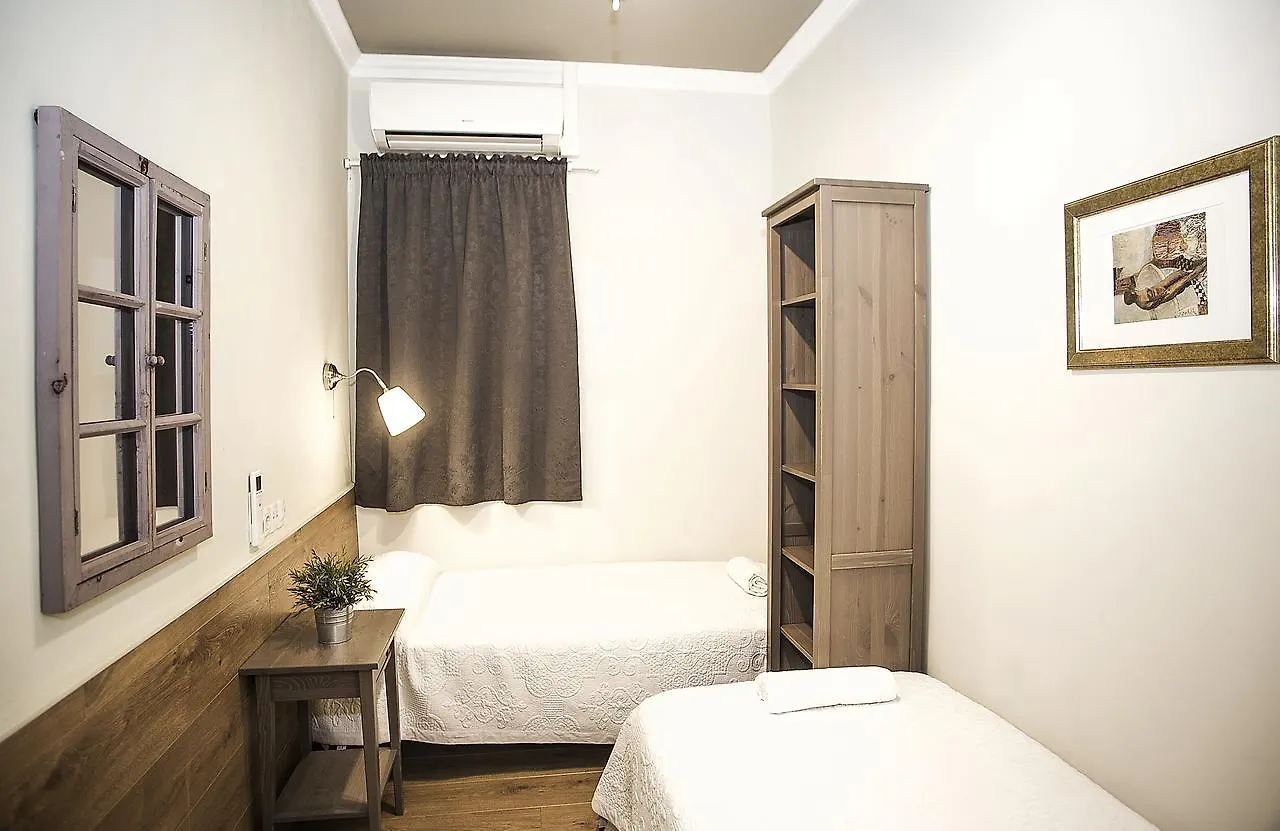 Mai & Maud Paralel Apartment Barcelona